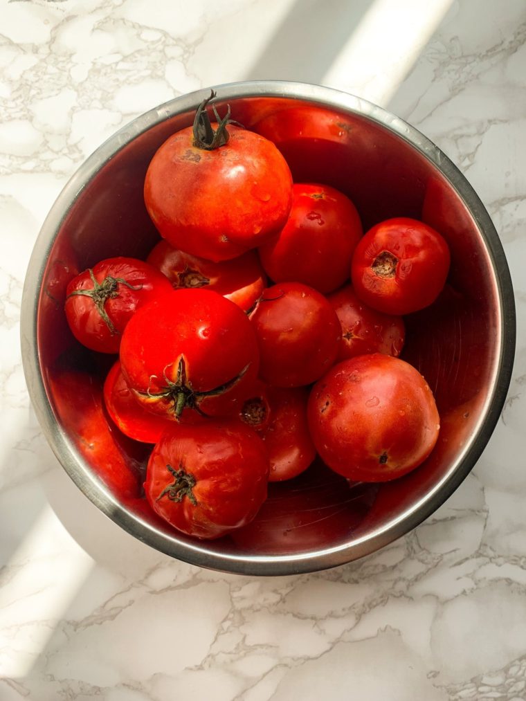 bowl of ripe red tomatoes