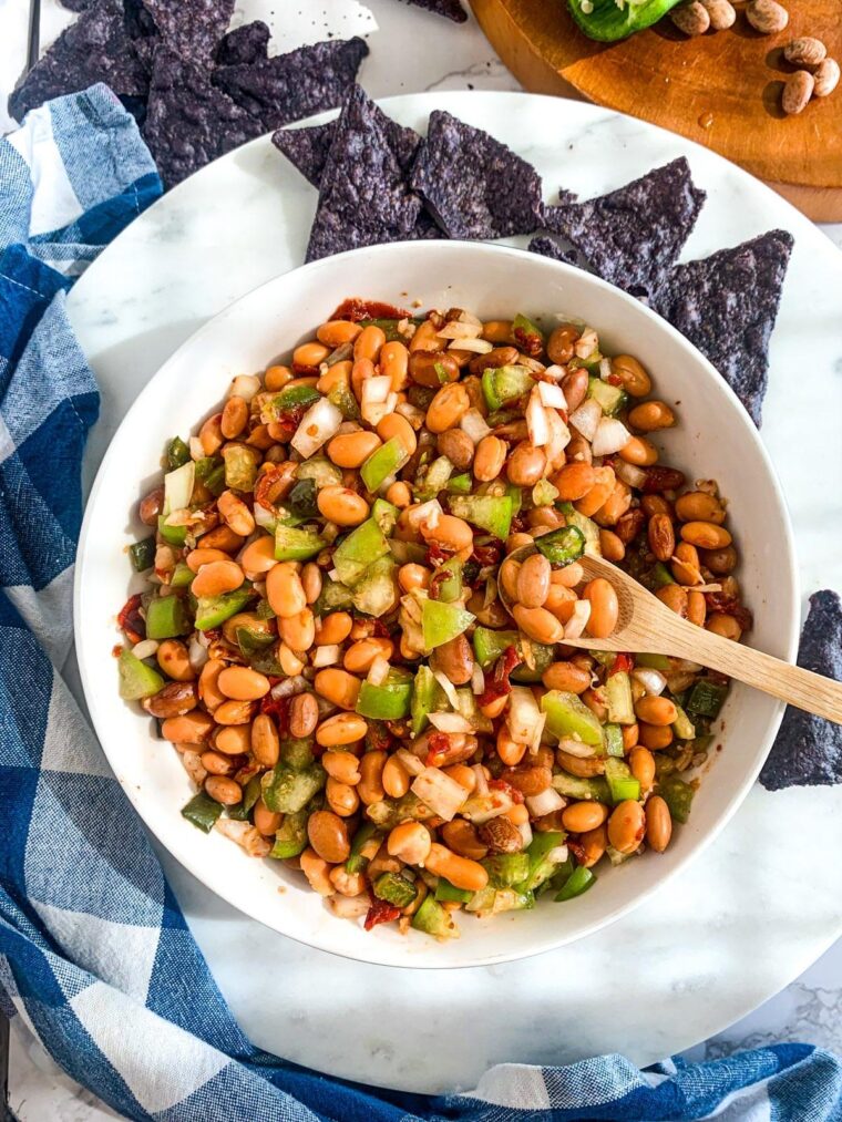 pinto bean salsa with tomatillos