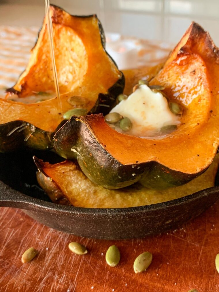 apple cider roasted acorn squash