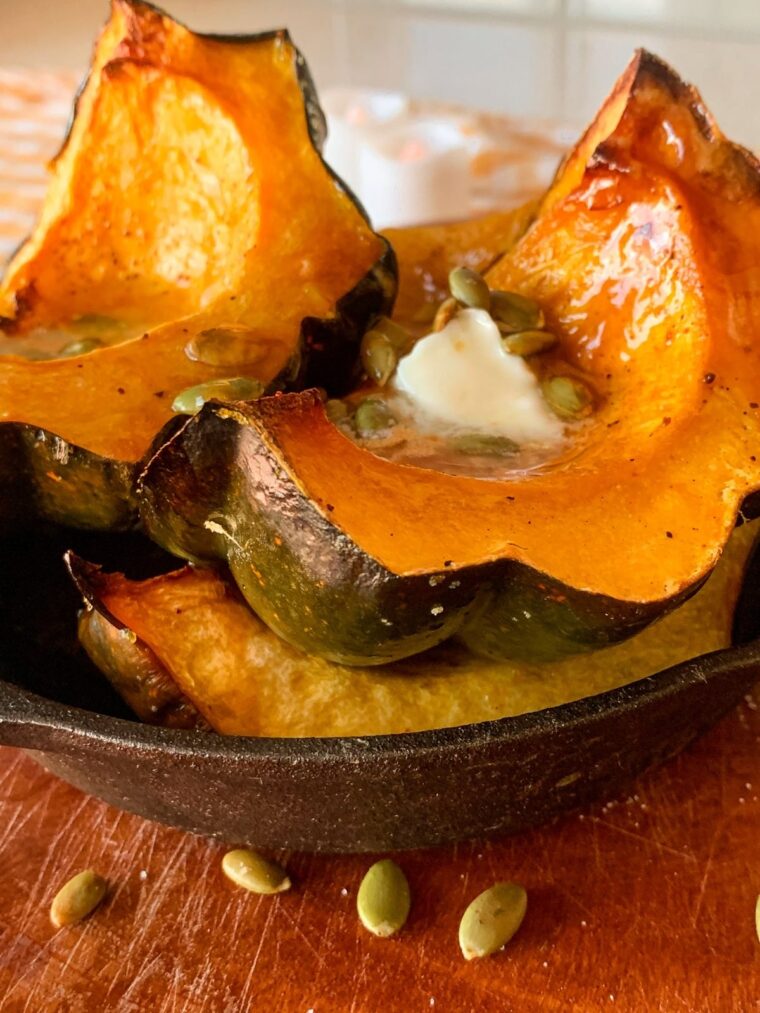 apple cider roasted acorn squash
